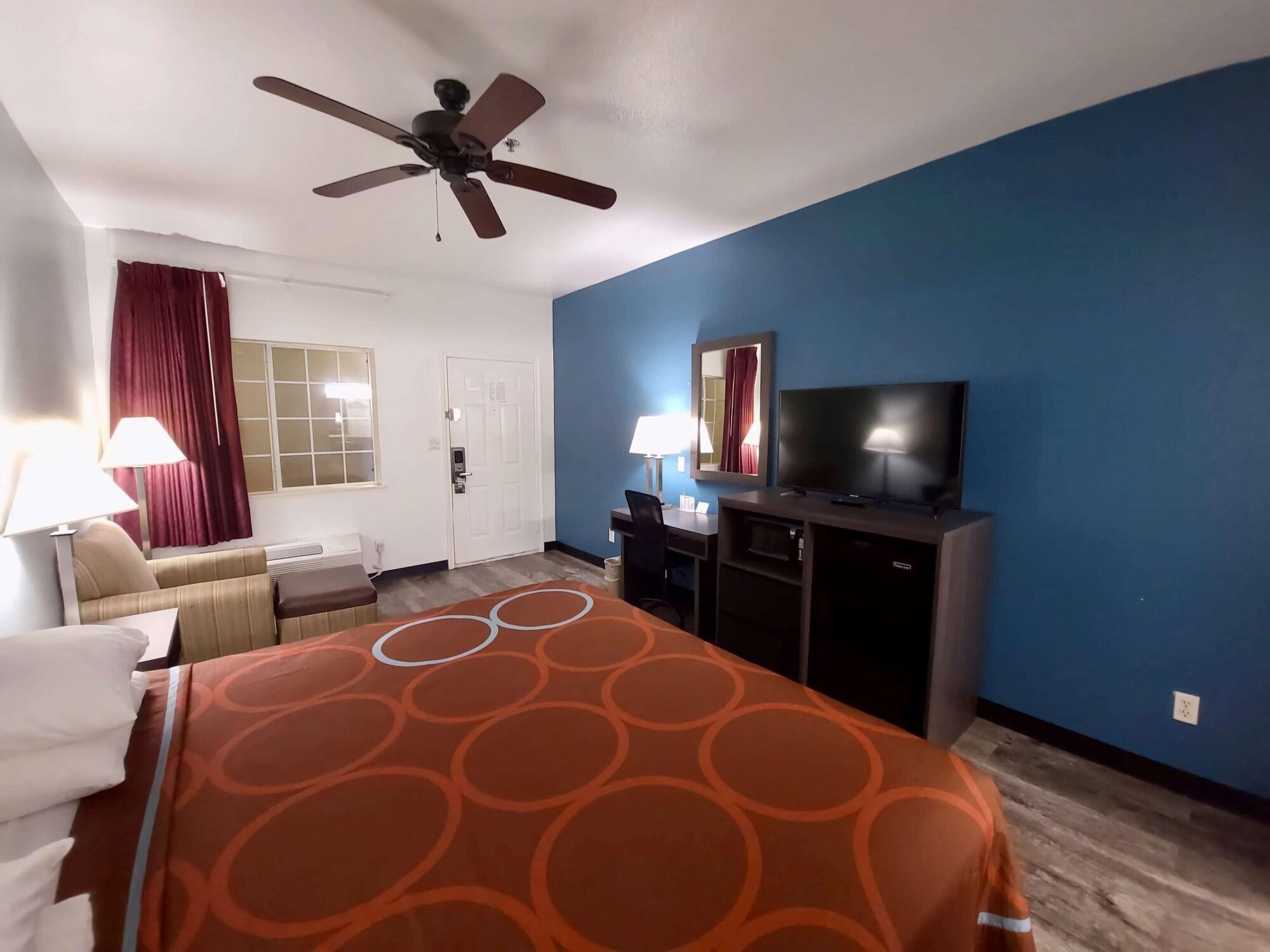 Super 8 By Wyndham Forney/East Dallas Eksteriør bilde